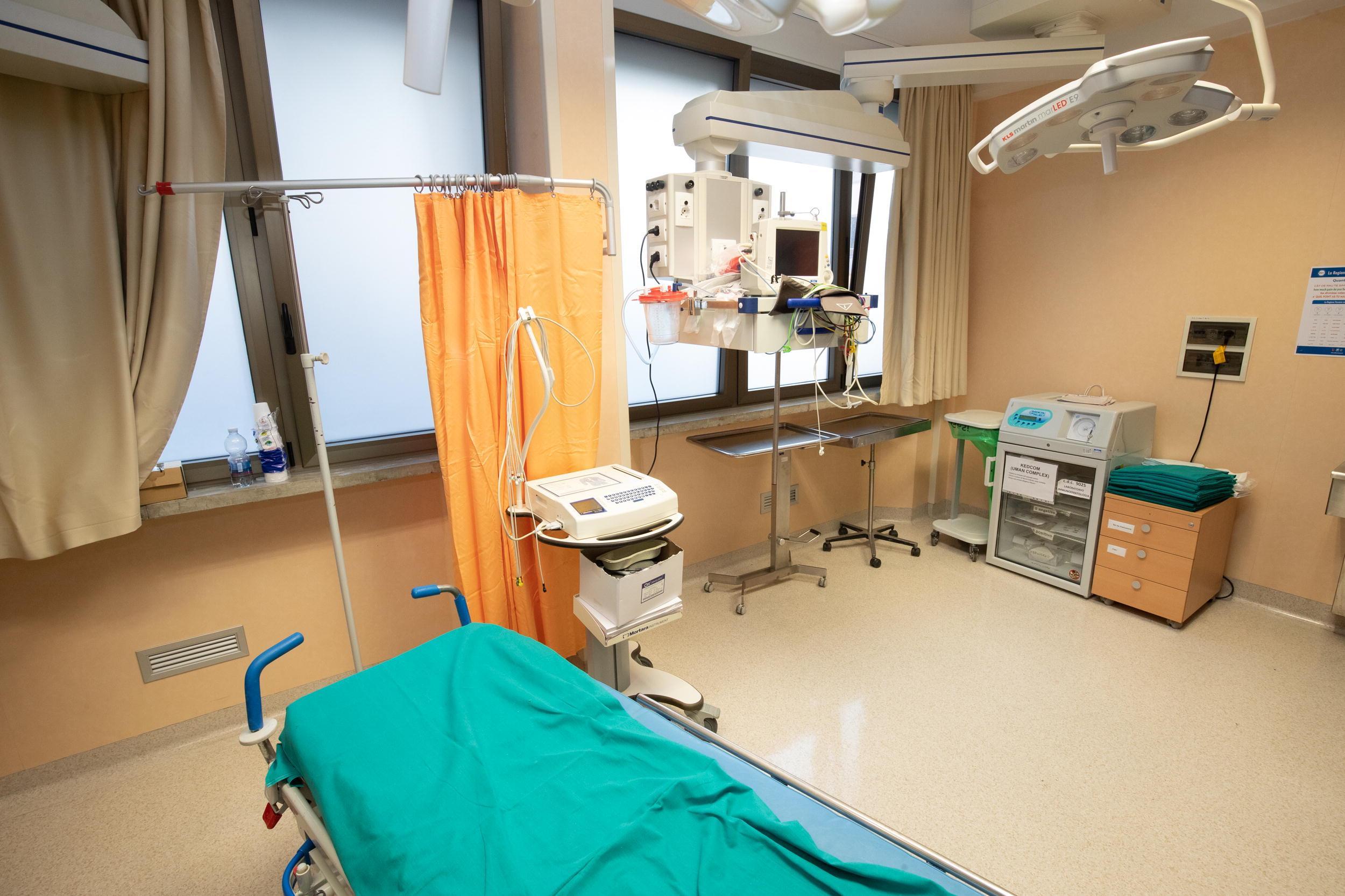 Una sala operatoria dell'ospedale di Pescia (Foto Nucci)