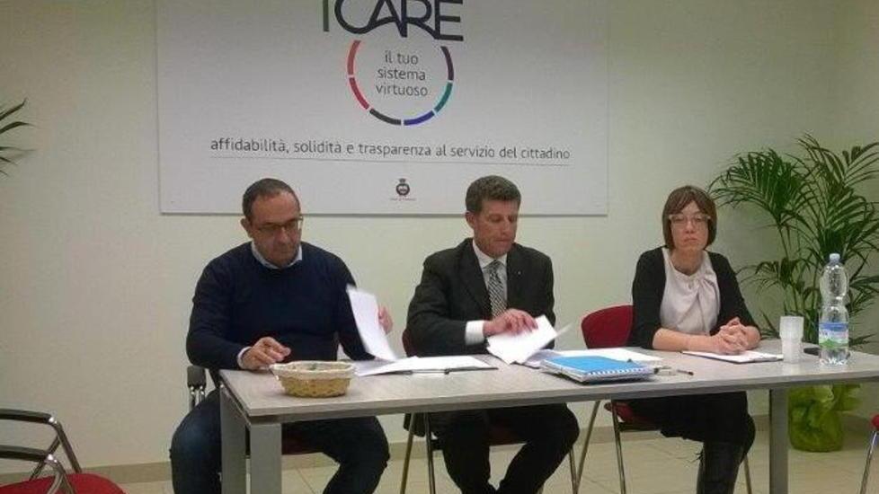 Costretti a certificare di essere divorziati