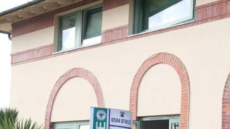 Bagni pubblici per il parco giochi grazie ai lavori della Croce Verde