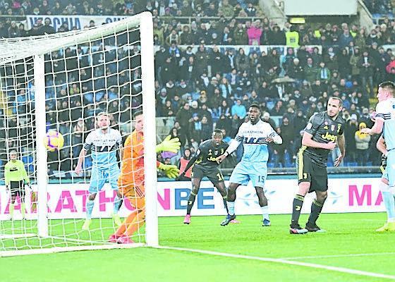 Settanta minuti Lazio, ma vince la panchina Juve 
