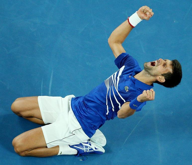 Djokovic si prende lo slam di prepotenza Nadal annichilito, solo 8 giochi in tre set