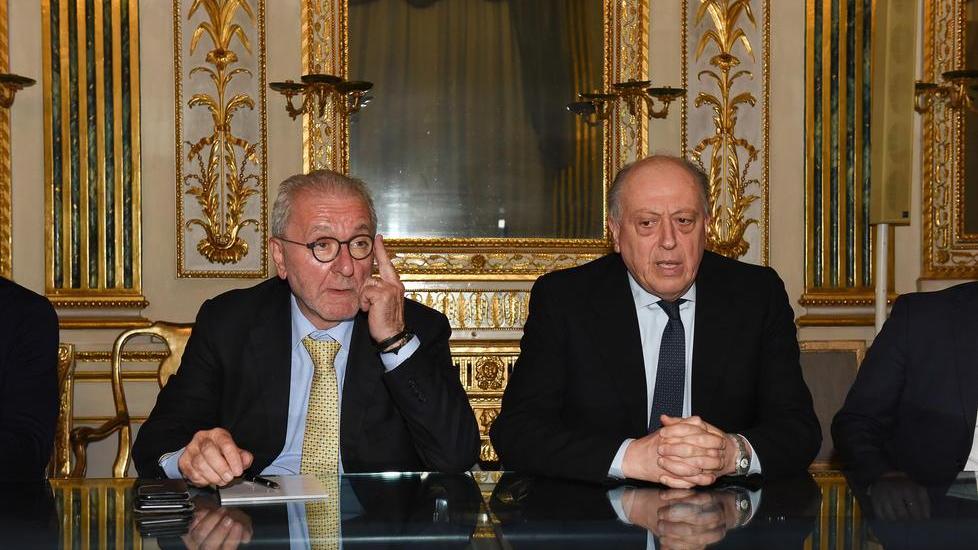 Lucchese, un duplice impegno Oggi audizione alla procura mercoledì il consiglio federale
