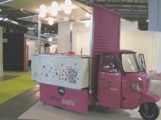L’Ape Piaggio progettato per vendere il sushi giapponese