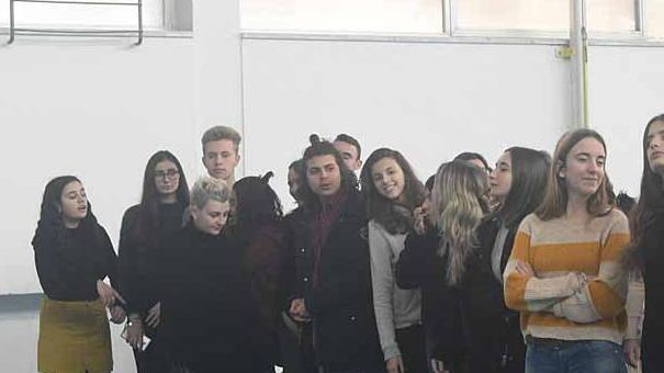 I rappresentanti delle istituzioni incontrano gli studenti