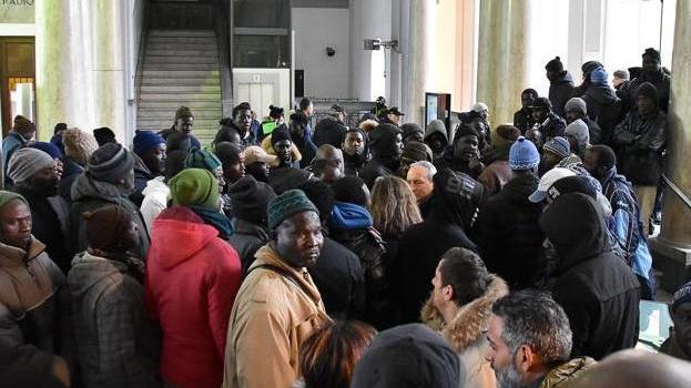 «I senegalesi hanno più volte minacciato medici e infermieri»