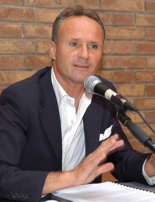 Favori alle associazioni, nove a processo Imputati due ex sindaci e gli assessori 