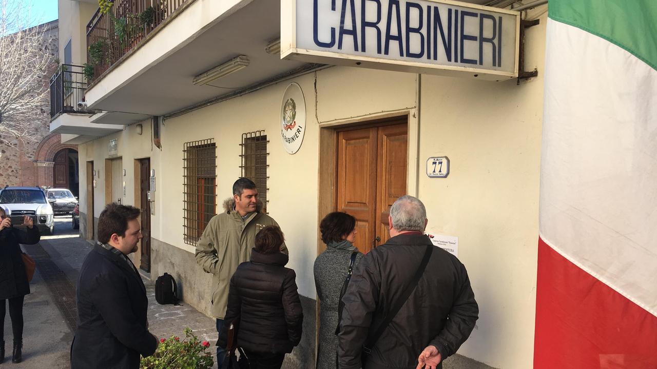 Elba, sotto sfratto sono i carabinieri: arriva l'ufficiale giudiziario