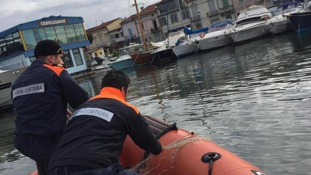 Sequestro di reti e multa da 1.000 euro