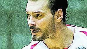 Subito 3 triple e chiude anche con 9 rimbalzi