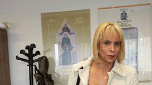 Regina al liceo, critico il provveditore