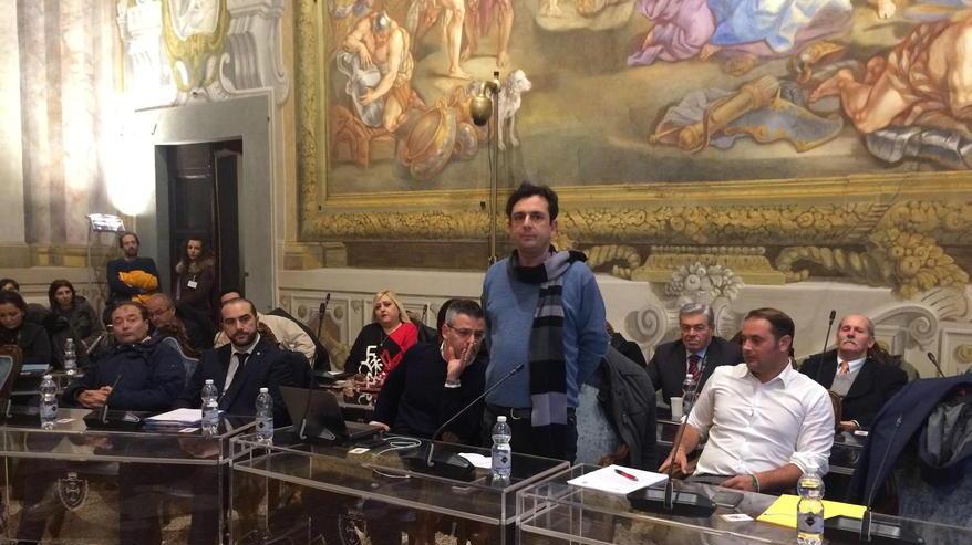 «Laurora fuori dal gruppo della Lega» Ma ora anche Conti finisce sotto attacco
