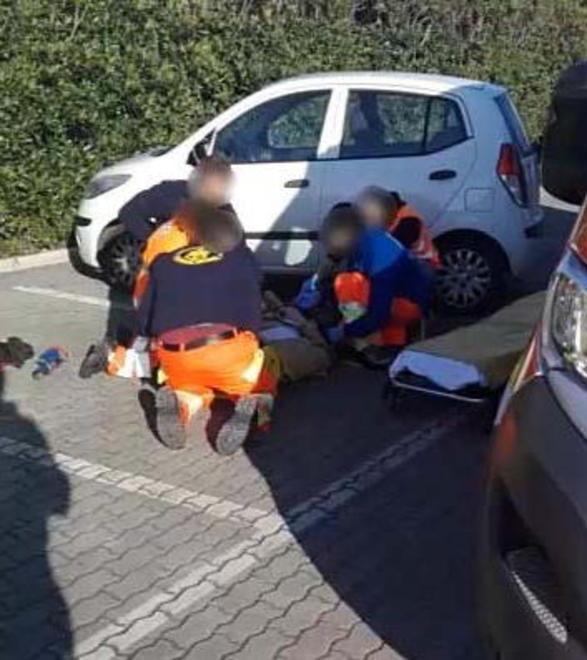 Uno scooter, un’auto e uno scontro da 50mila euro: in otto per la truffa all'assicurazione - Video