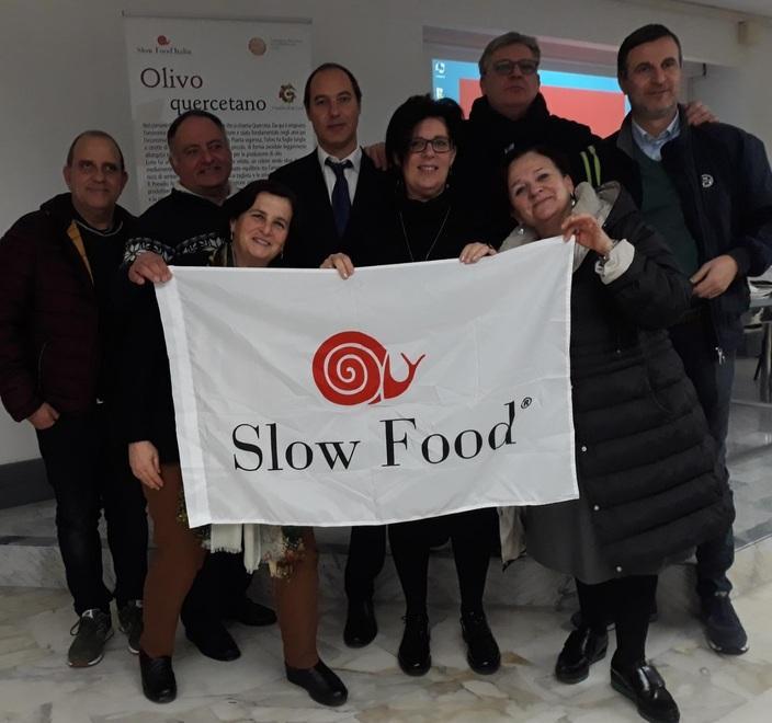 Gli allievi dell’Alberghiero cucinano i prodotti Slow food