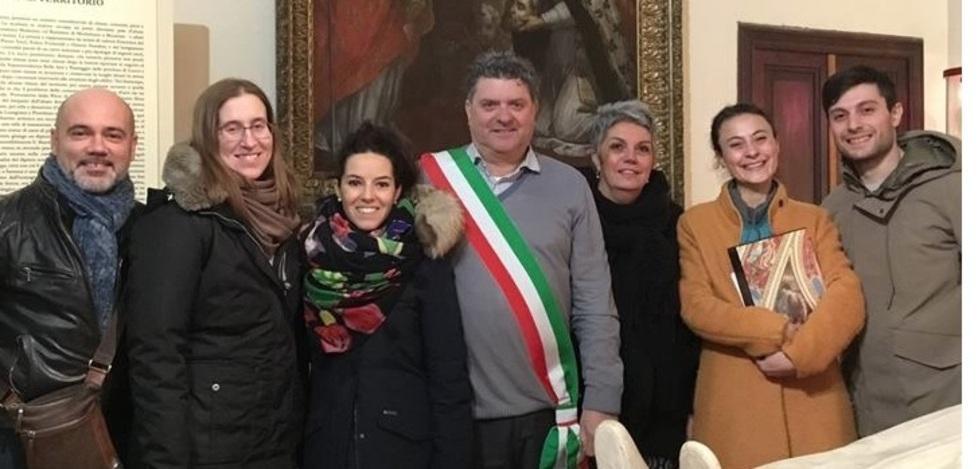 Maxi restauro torna a splendere il Dipinto parlante 