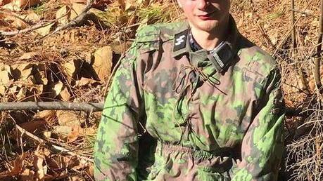 Vestiti da nazisti nel luogo dell’eccidio: la vicenda arriva in consiglio comunale