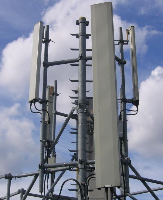 Via libera al piano delle antenne Niente ripetitori in zone abitate 