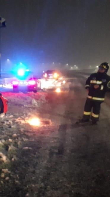 Nevica, Senese in tilt chiusa al traffico Automobilisti bloccati: un incubo 