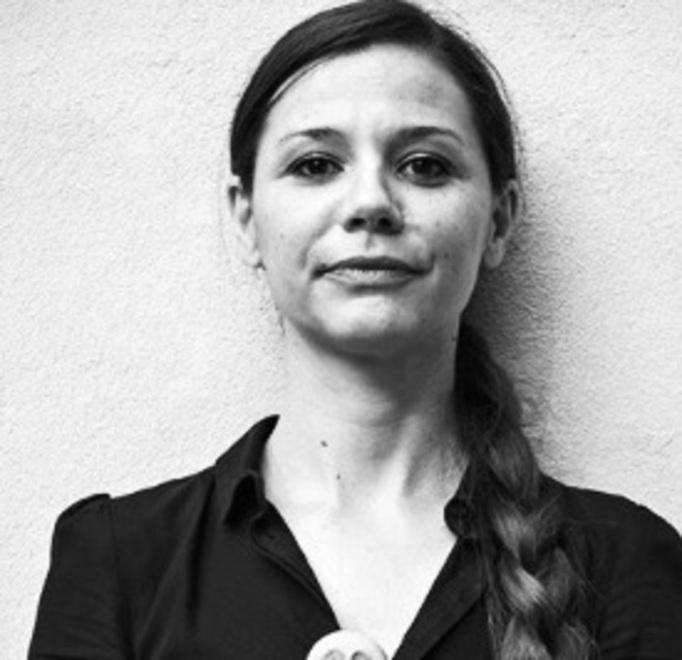 La firma di Beatrice Pucci sulla copertina del libro