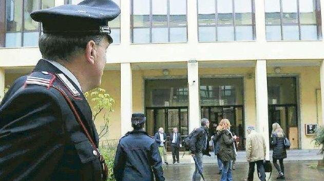 Il cortile del palazzo di Giustizia a Pisa