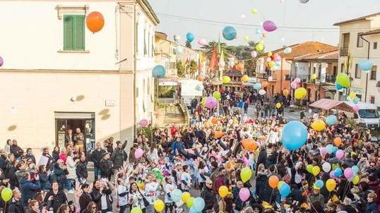 Sui carri allegorici per cinque domeniche