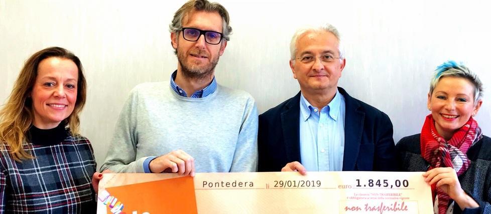 Assegno della Banda del libro all’ospedale Ricerca, consegnati 1.845 euro a Careggi