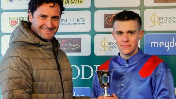 Il liceale Lorenzo Lazzeri vince al suo debutto nel premio Simonetta