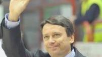Maurizio Lasi saluta il pubblico al suo ritorno al Palafermi