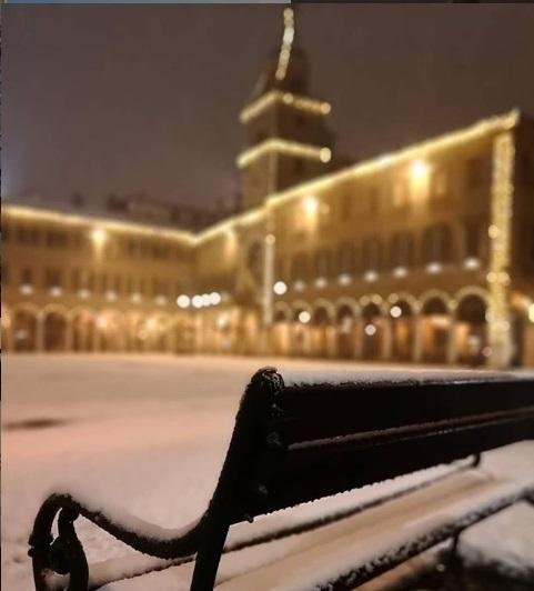 Dopo la neve arrivano la pioggia e il rischio ghiaccio Paura per i fiumi 