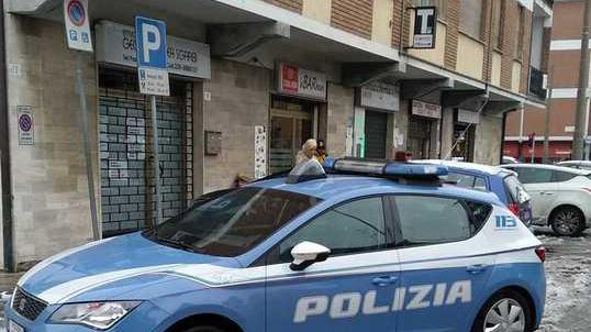 Picchia suo padre per difendere la sorella