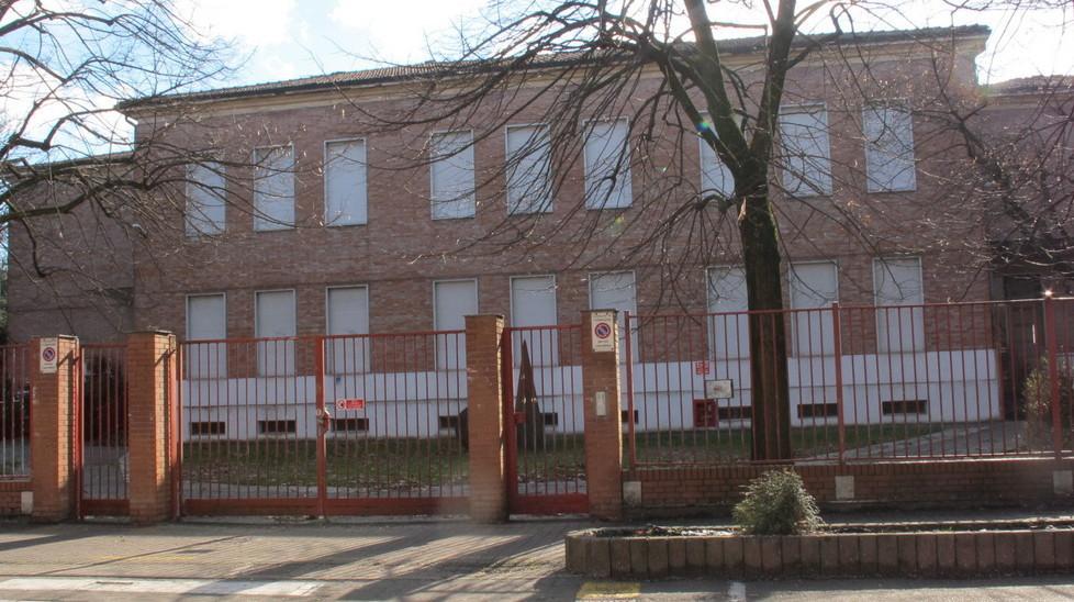 Sul futuro delle ex Carducci si accende un nuovo scontro 