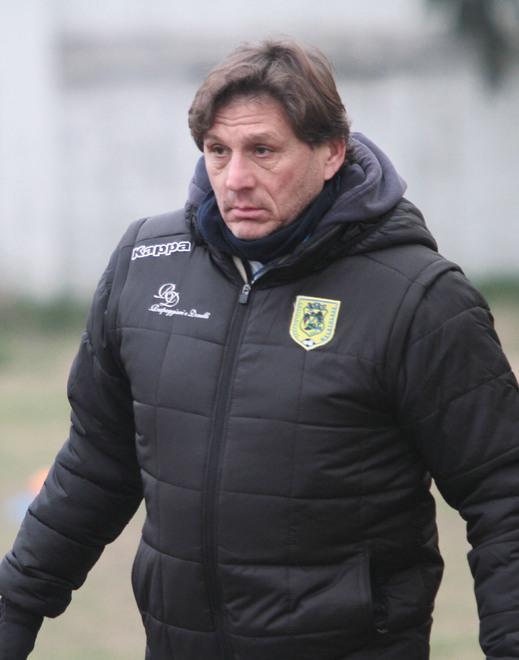 Mister Vinceti crede nell’impresa «CastelMeletolese, puoi farcela» 