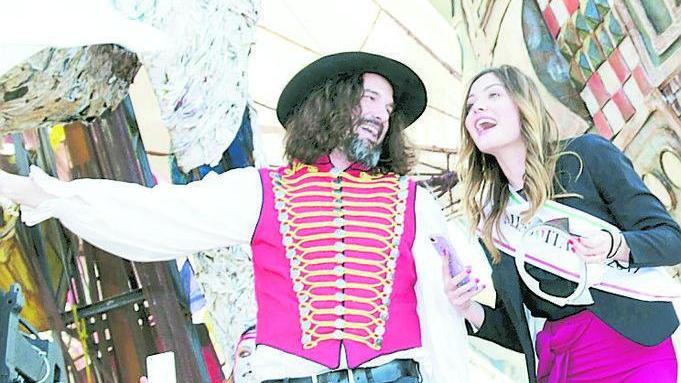 Luca Bassanese gira in città il video di «Adelante»