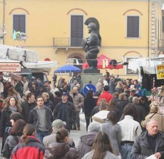 La festa di San Biagiosi impadronisce del centro