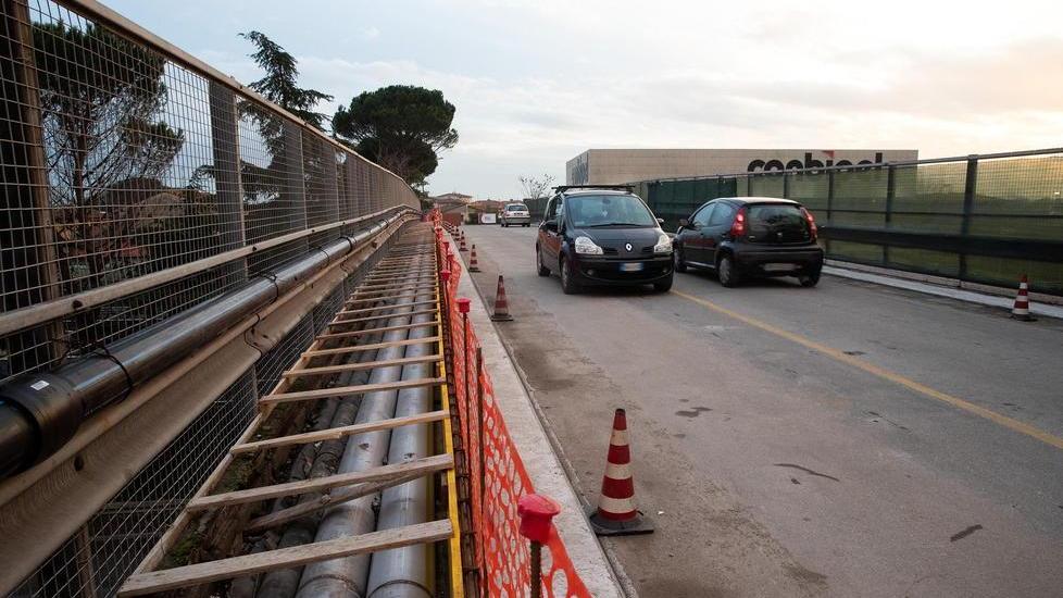 Martedì il ponte di nuovo a senso unico