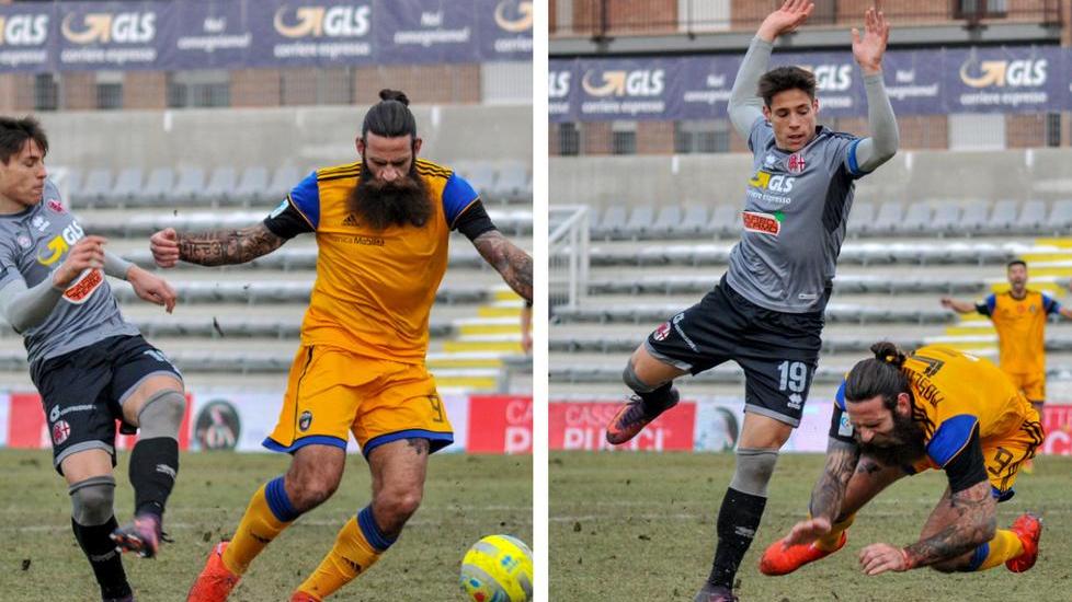 Il Pisa regala un tempo intero, l’arbitro fa il resto: pareggio-beffa ad Alessandria