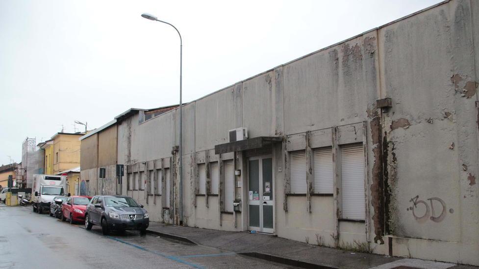 Villette a schiera in Darsena al posto dei capannoni
