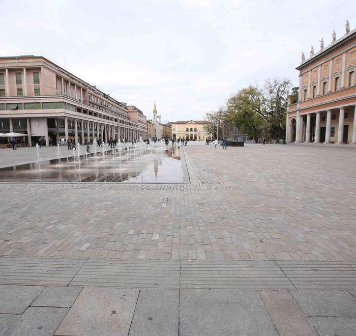 Un mercato culturale del passato per riempire il vuoto di piazza della Vittoria