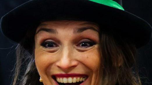 “Il filo d’oro delle storie” con Monica Morini