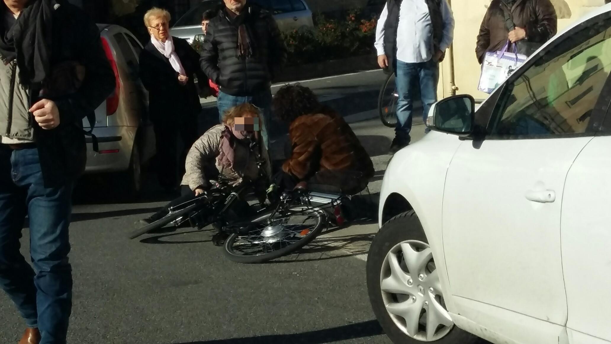 Incidente in Porta San Marco, traffico nel caos a Pistoia