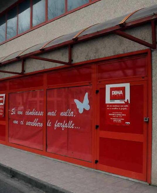 I cinesi fanno shopping in città e acquisiscono l’ex Dema Store 