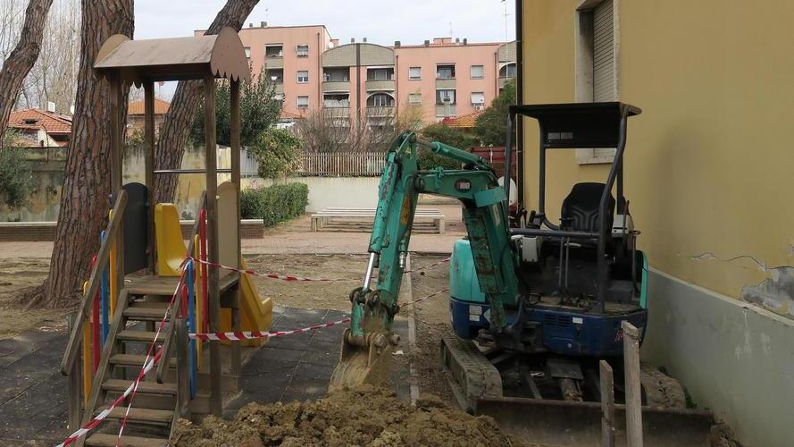 La maestra non viene sostituita, i nostri figli saranno più soli