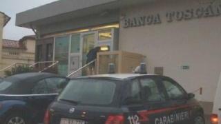 L’ex Banca Toscana (ora Mps) assaltata dai banditi