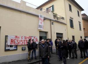 Scontro sulle foibe, militanza antifascista impedisce l'incontro dei nostalgici di Salò