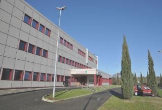 L’esterno dell’ospedale di Cecina