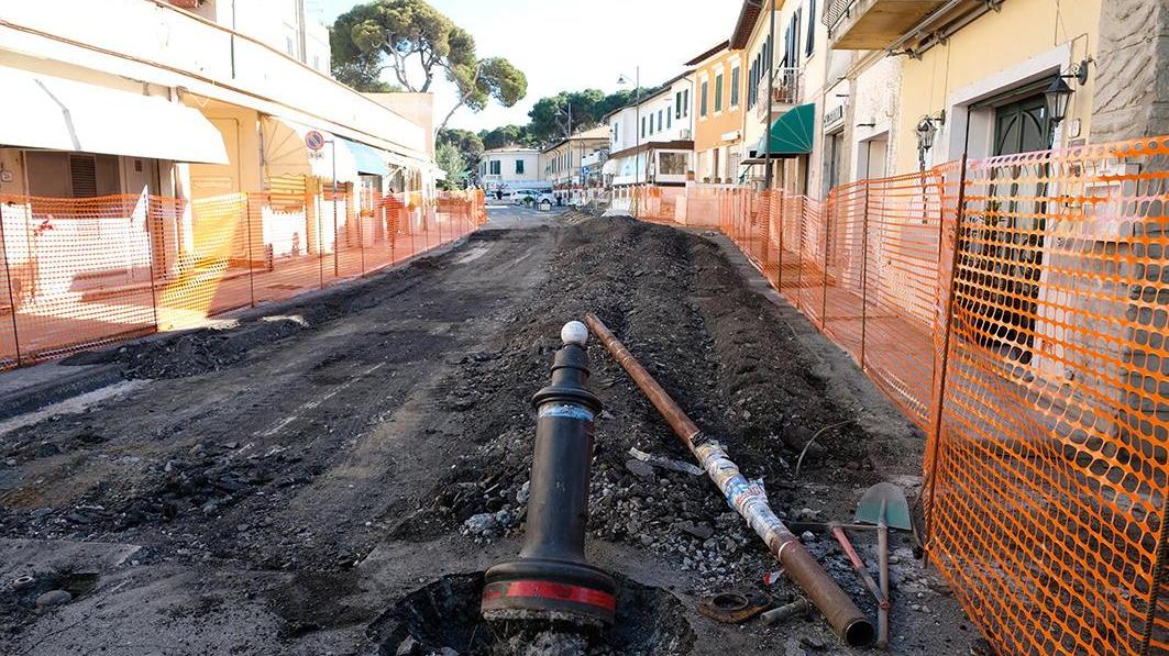 Il cantiere su via Fucini