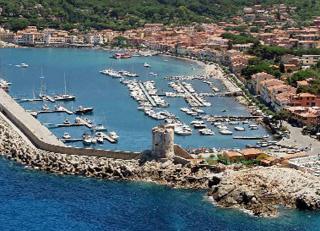 Nasce un comitato in difesadel porto di Marciana Marina