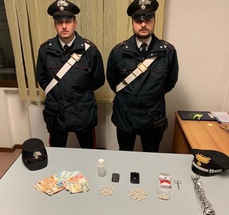 Spacciava eroina a domicilio arrestato un operaio di 38 anni 