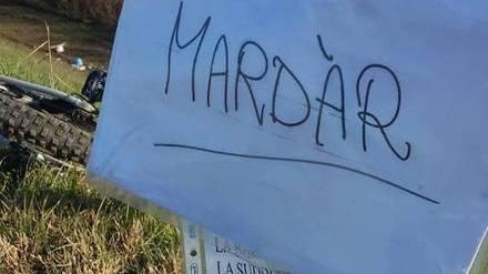 L’argine del Panaro diventa una discarica