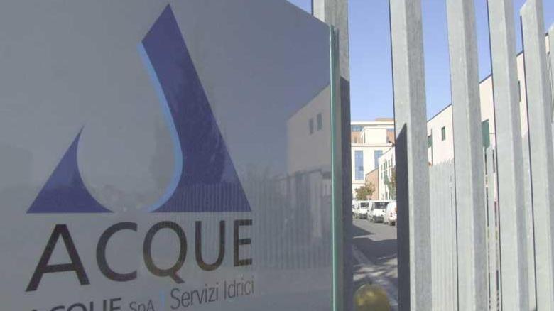 Acqua, migliaia di bollette sono arrivate scadute