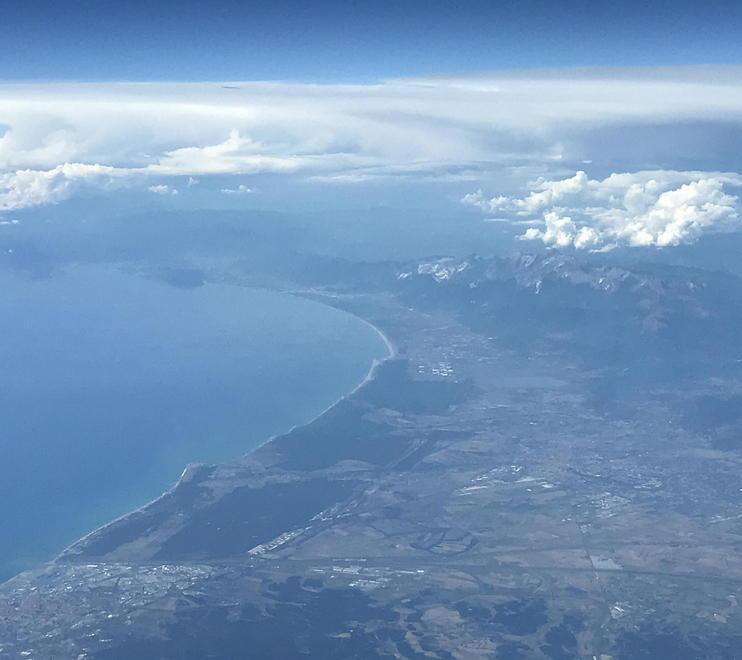 Il comandante Pieroni: «Guardate che meraviglia, ampliamo l’aeroporto» 